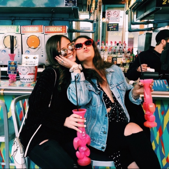 Meet your Posher, Megan - Picture 1 of 1